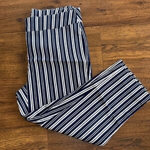 Chico’s Crop Pants size 2.5(14)